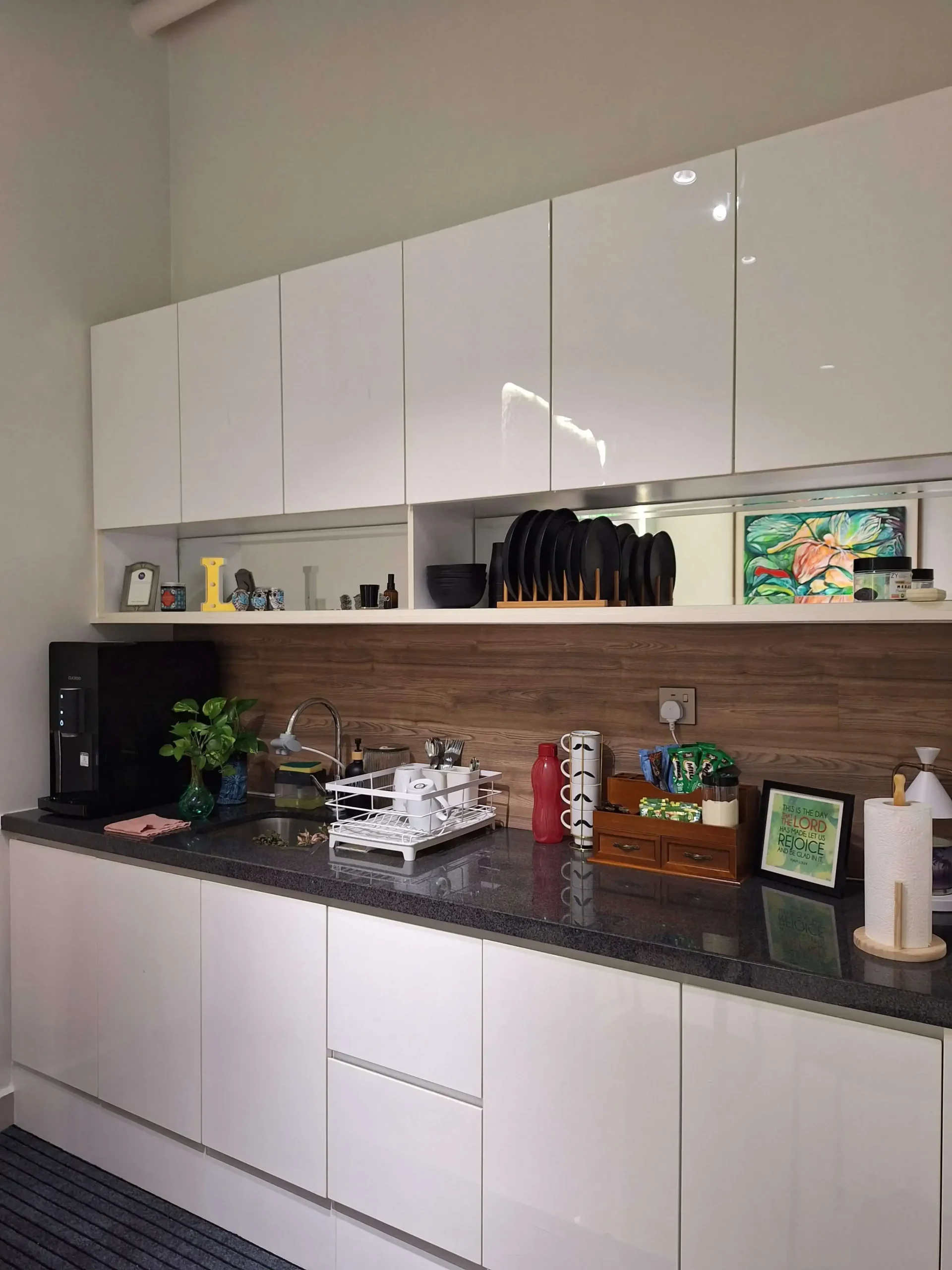 Coffee & Tea Station Self-serve tea and coffee for clients and therapists